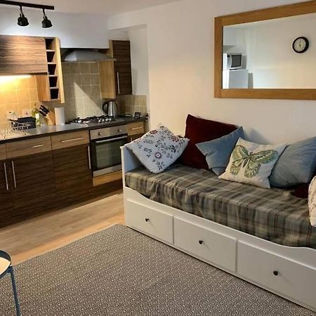 The Snug, A Great Flat In The Heart Of Peebles. Apartment Exterior foto