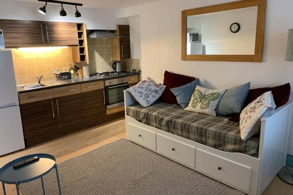 The Snug, A Great Flat In The Heart Of Peebles. Apartment Exterior foto