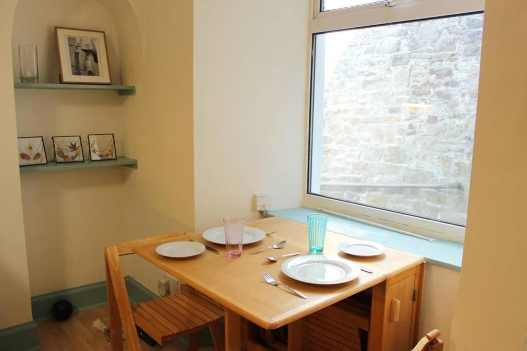 The Snug, A Great Flat In The Heart Of Peebles. Apartment Exterior foto
